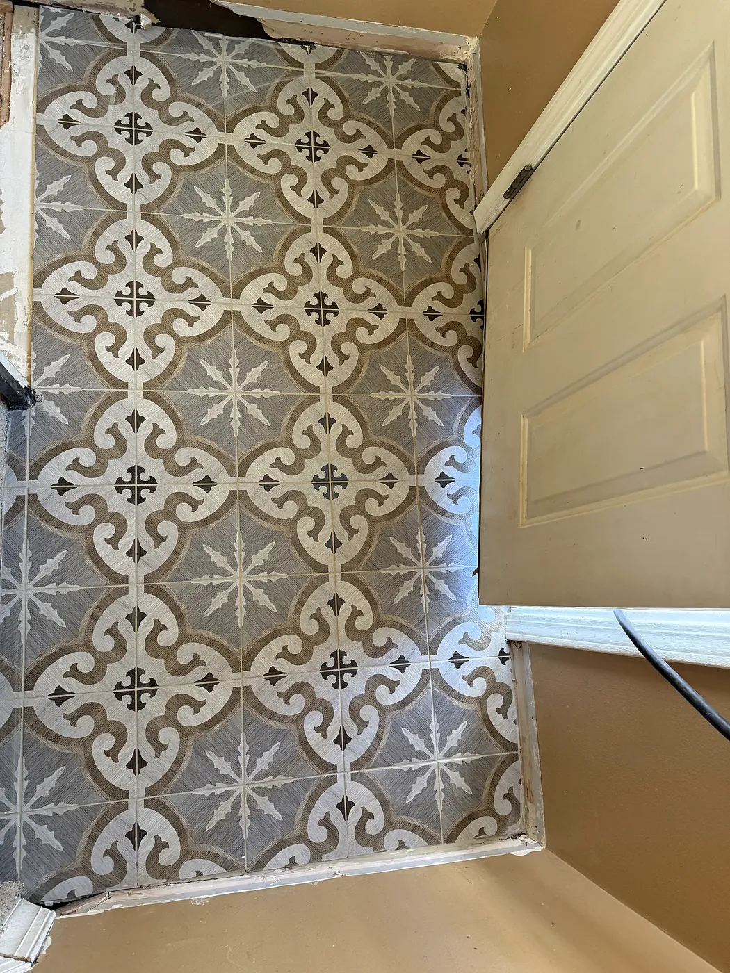 Patterned Cement-Look Tile Floor